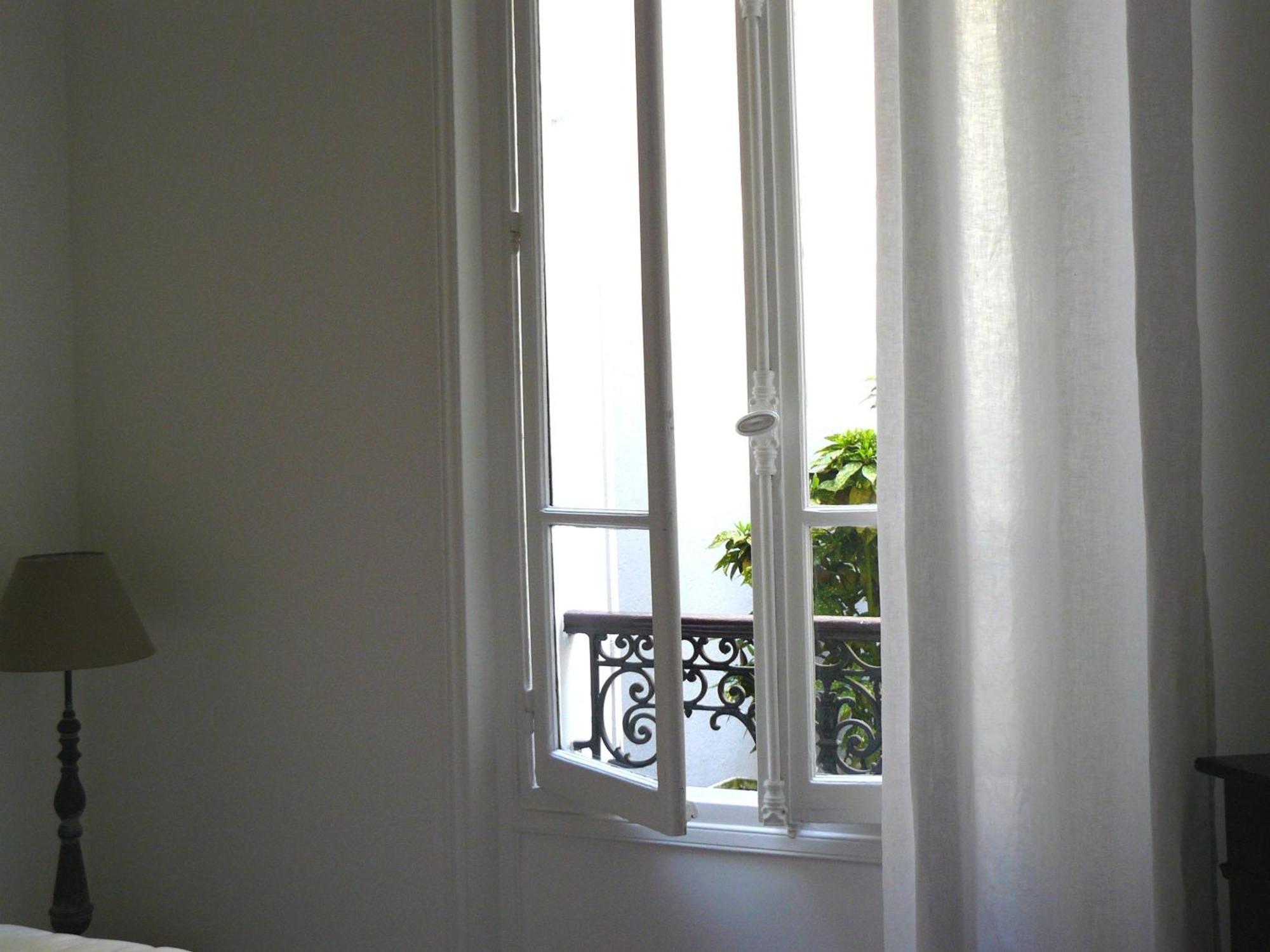 La Cour Du 5Eme - Chambre D'Hotes Париж Екстериор снимка