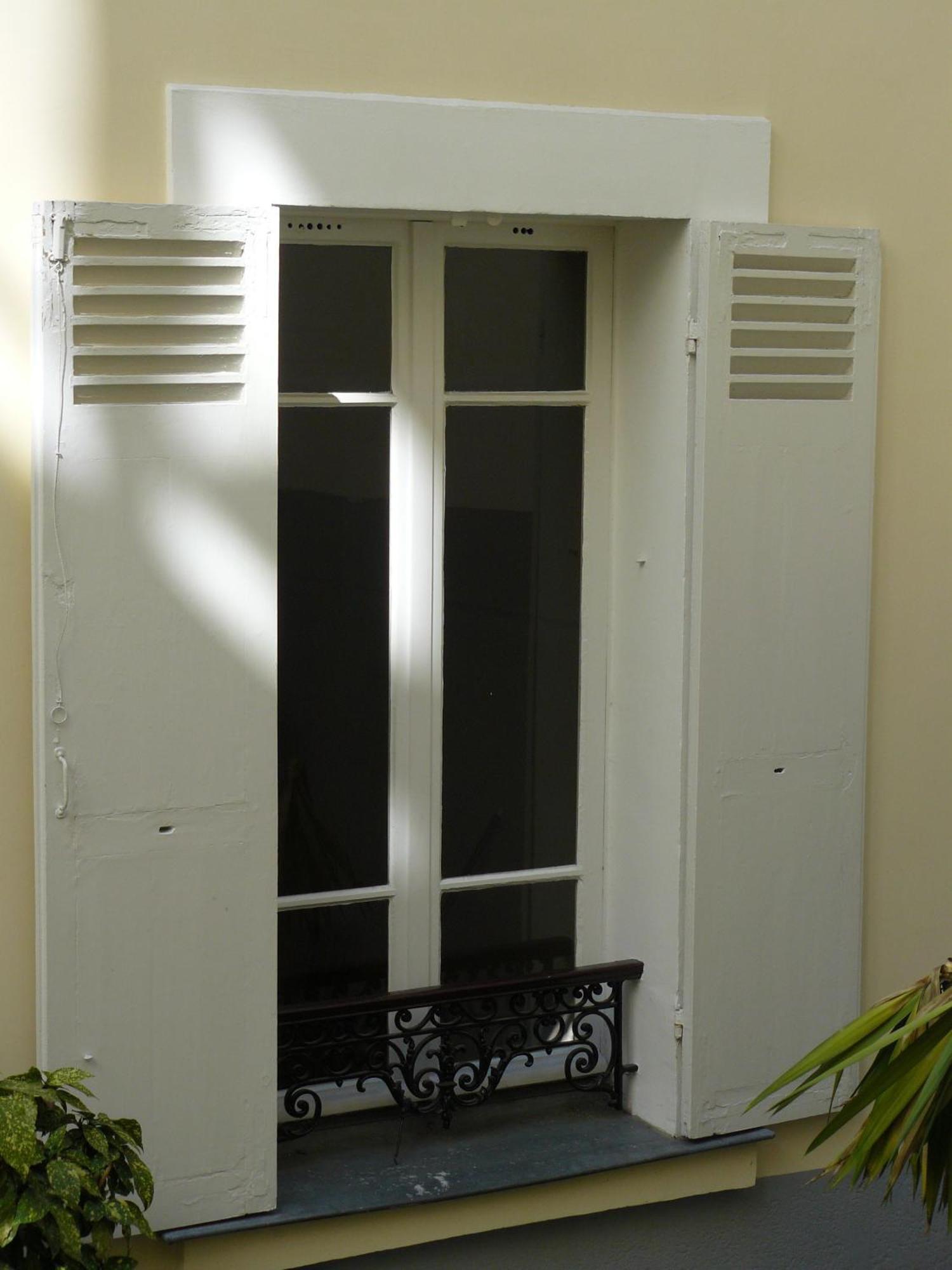 La Cour Du 5Eme - Chambre D'Hotes Париж Екстериор снимка